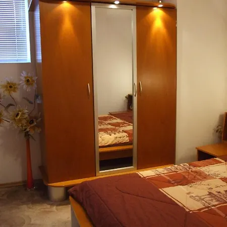 Zlatev Affittacamere 3*